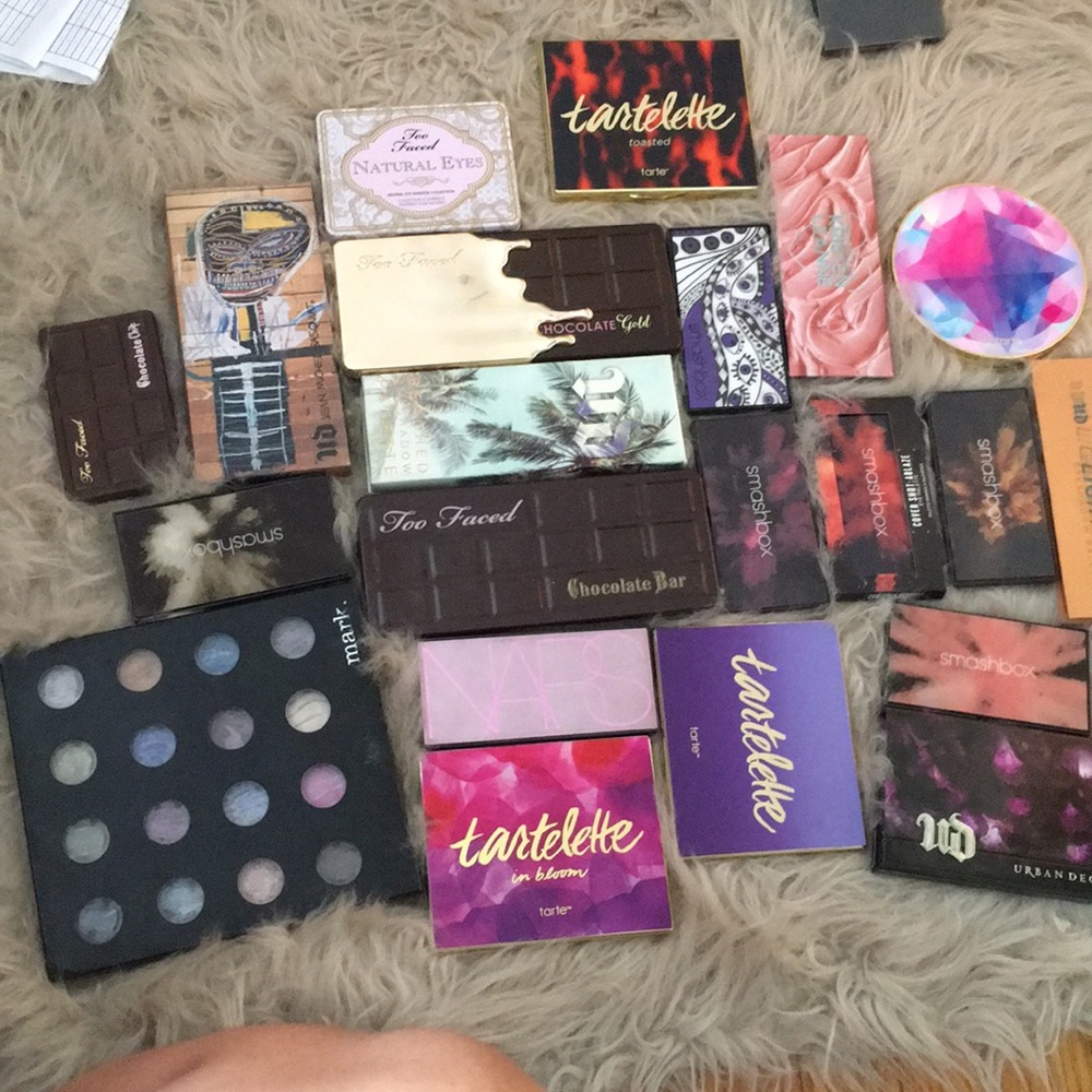 STACKED Eyeshadow Bundle (Tarte, NARS, UD + more)